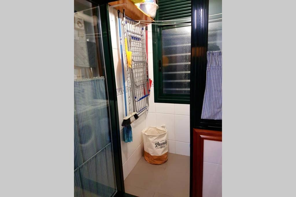 Apartamento Completo Con Parking Privado Y Wifi En San Roque Vigo Exterior photo